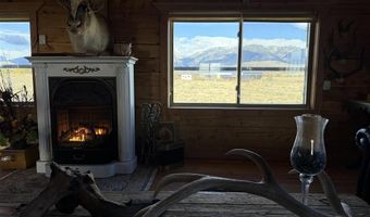 11 Battlefield Trl, Clark, WY 82435