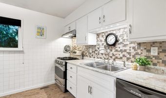1757 Engle Dr, Arnold, MO 63010