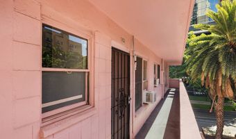 2118 Kuhio Ave 302, Honolulu, HI 96815