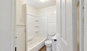 724 Bridge Ave, Alma, MI 48801