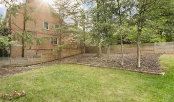 3644 N VERMONT St, Arlington, VA 22207