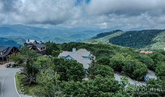 512 Oz Rd, Banner Elk, NC 28604