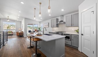 4044 SADDLEBACK Ln, Cheyenne, WY 82001