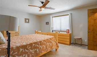 32 SE Shadowlake Dr 32, Bartlesville, OK 74006