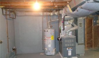 155 Lewiston St, Warwick, RI 02889