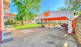 909 N 2nd St, Arkansas City, KS 67005