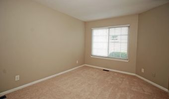 25 Stevens Ct, Bedminster, NJ 07921