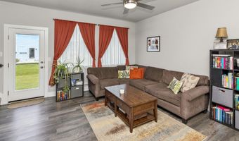 616 NE Pearl Dr, Ankeny, IA 50021