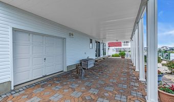 259 Cypress Dr, Bayville, NJ 08721