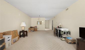 143 Hoffman Ave 205, Cranston, RI 02920