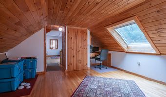 68 Merrimack Rd, Amherst, NH 03031