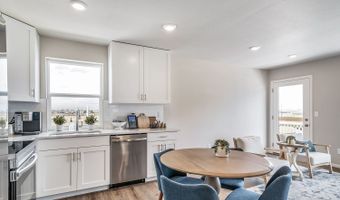 46542 Avery Ln, Bennett, CO 80102