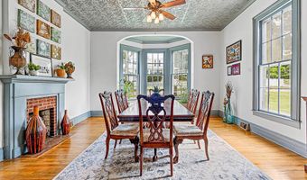 300 Greenville St, Abbeville, SC 29620