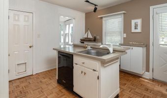 418 Chesapeake Ave, Annapolis, MD 21403