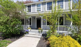 2 Deer Run Cir, Arundel, ME 04046