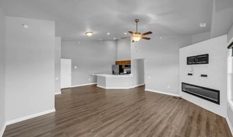 2503 NE Oak Dr 8, Ankeny, IA 50021