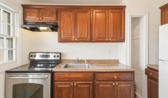 957 William St Apt B, Bridgeport, CT 06608