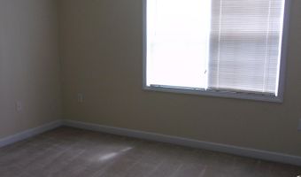 1095 Magnolia Dr, Aberdeen, NC 28315