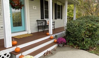 29 Meadowbrook Dr, Brooklyn, CT 06234