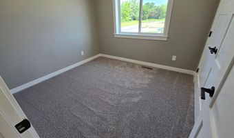 1801 12th Ave NE, Austin, MN 55912