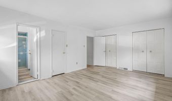 104 HAMPSTEAD Dr, Ambler, PA 19002