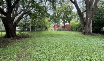 2711 E Market St, Des Moines, IA 50317