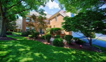 9110 WILLOW GATE Ln, Bethesda, MD 20817