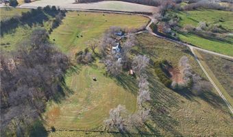 5723 Trego Rd, Atchison, KS 66002