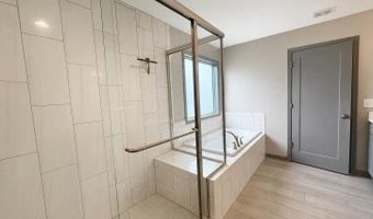 16030 Craig St, Basehor, KS 66007
