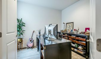 3075 N Spurway Dr, Ann Arbor, MI 48105