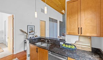 2116 Mcclintock Rd 232, Charlotte, NC 28205