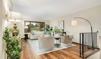 15704 Henna Ct, Apple Valley, MN 55124
