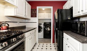 40 Dockage Rd, Bayville, NJ 08721