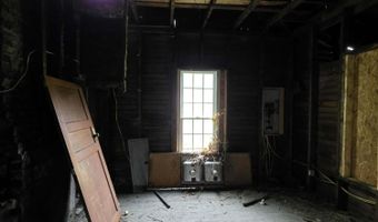 105 Highland Ave, Appalachia, VA 24216
