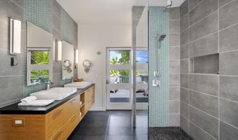 1865 Kalia Way, Haiku, HI 96708