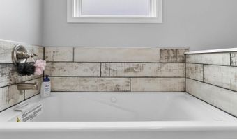 227 HOLLI Ln, Anniston, AL 36201