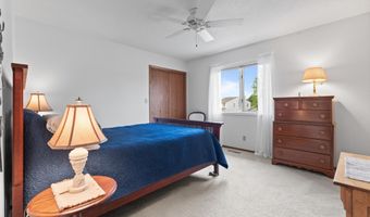 2207 Buchanan Dr, Ames, IA 50010