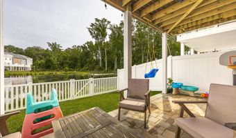 12452 SEA OAKS Ln 5, Berlin, MD 21811