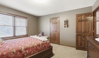916 E 27th St, Baxter Springs, KS 66713