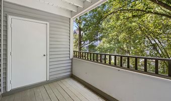 7713 LAFAYETTE FOREST Dr 22, Annandale, VA 22003