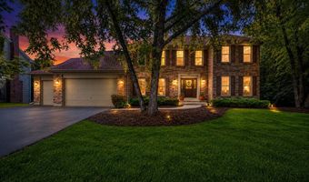 1661 Kensington Dr, Algonquin, IL 60102