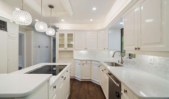245 Borden Rd, Middletown, NJ 07748