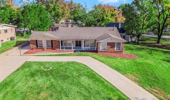 324 Norwich Ct, Ballwin, MO 63011