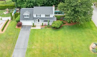 63 Derbyshire Dr, Cranston, RI 02921