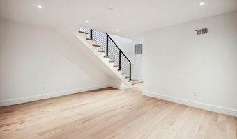 697 GIDDINGS Ave, Annapolis, MD 21401