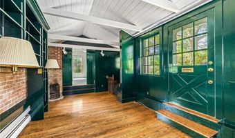 97 Harrison Ave P1, Newport, RI 02840