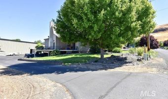 209 Harding St, Asotin, WA 99402