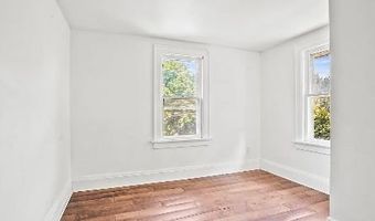 1260 Newton St, Akron, OH 44305