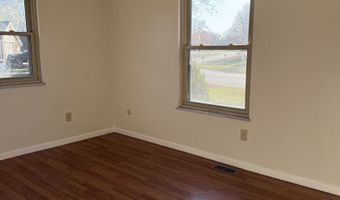 8815 Royal Meadow Dr, Indianapolis, IN 46217