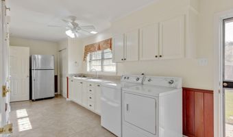 1215 N State St, Abbeville, LA 70510
